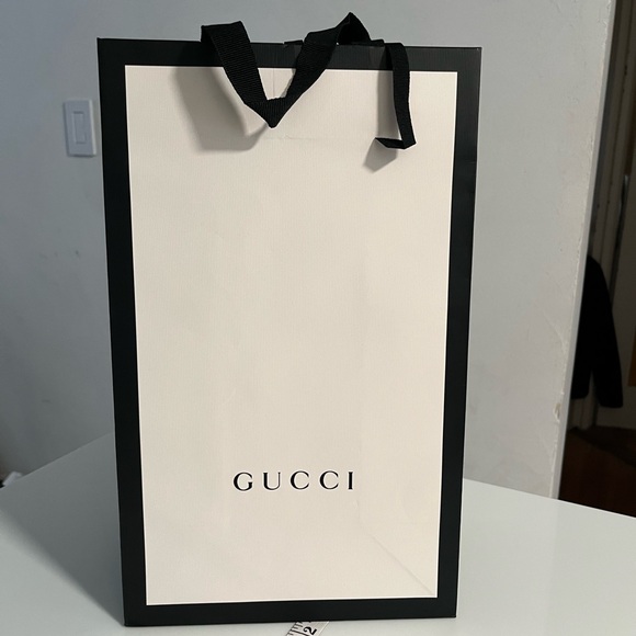 Gucci Other - Gucci Cream and Black Gift Bag